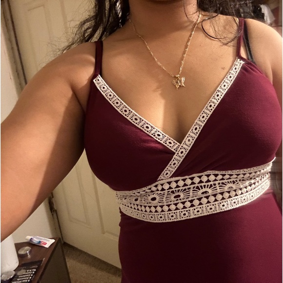 Dresses & Skirts - Dresses same size.